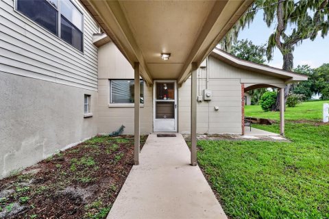 Casa en alquiler en Auburndale, Florida, 3 dormitorios, 244.33 m2 № 2277973 - foto 9