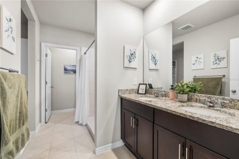 Villa ou maison à louer à Zephyrhills, Floride: 4 chambres, 156.26 m2 № 2273220 - photo 20