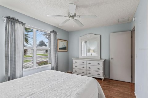 House in The Villages, Florida 2 bedrooms, 102.19 sq.m. № 2227533 - photo 24