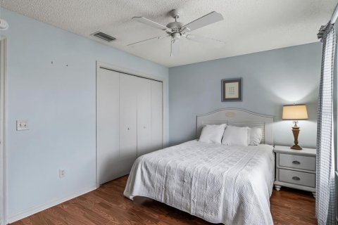 House in The Villages, Florida 2 bedrooms, 102.19 sq.m. № 2227533 - photo 25