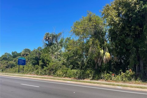 Commercial property in Bradenton, Florida № 2215990
