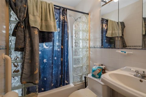 Villa ou maison à vendre à Tampa, Floride: 4 chambres, 169.45 m2 № 1910650 - photo 27