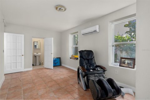Villa ou maison à vendre à Tampa, Floride: 4 chambres, 169.45 m2 № 1910650 - photo 29