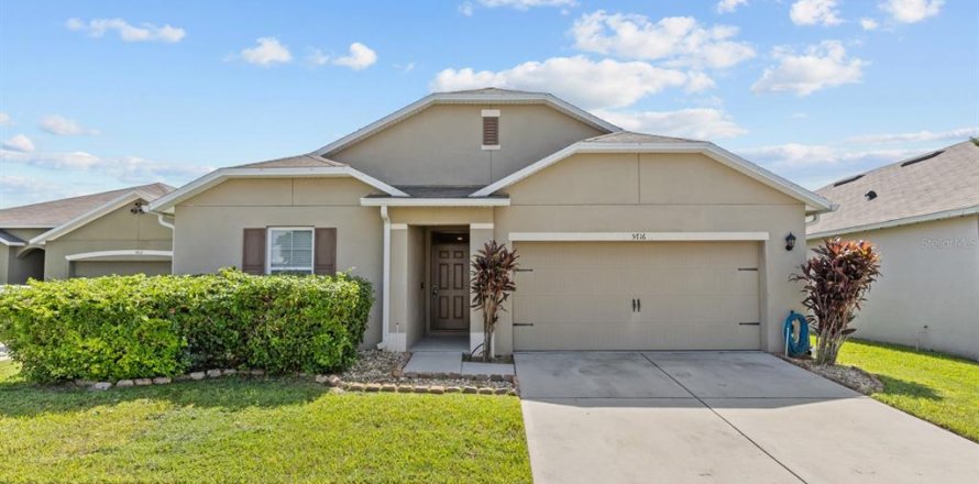 Villa ou maison à Winter Haven, Floride 4 chambres, 162.39 m2 № 1335973