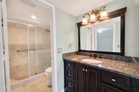 Condo in Naples, Florida, 2 bedrooms № 2128714 - photo 5