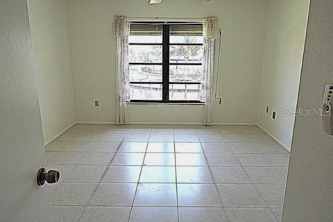 Condo in Punta Gorda, Florida, 2 bedrooms № 2215936 - photo 21
