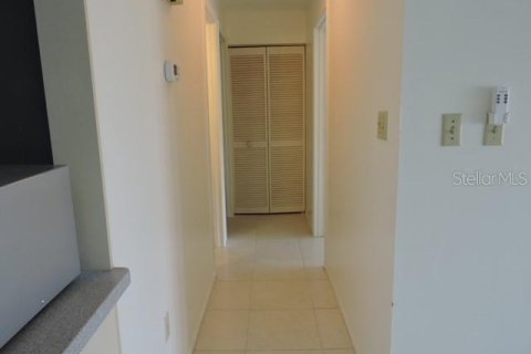Condo in Punta Gorda, Florida, 2 bedrooms № 2215936 - photo 24