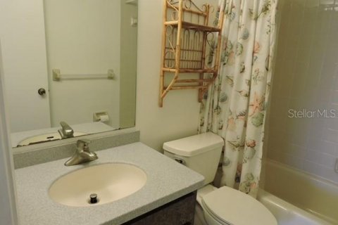 Condo in Punta Gorda, Florida, 2 bedrooms № 2215936 - photo 19