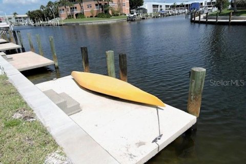 Condo in Punta Gorda, Florida, 2 bedrooms № 2215936 - photo 27