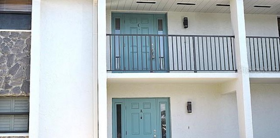 Condo in Punta Gorda, Florida, 2 bedrooms № 2215936