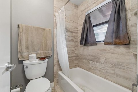 Купить виллу или дом в Палм-Харбор, Флорида 4 комнаты, 104.05м2, № 2149737 - фото 30
