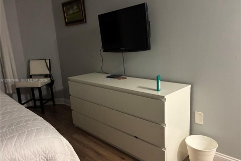 Copropriété à vendre à Hallandale Beach, Floride: 1 chambre, 80.82 m2 № 2426704 - photo 19