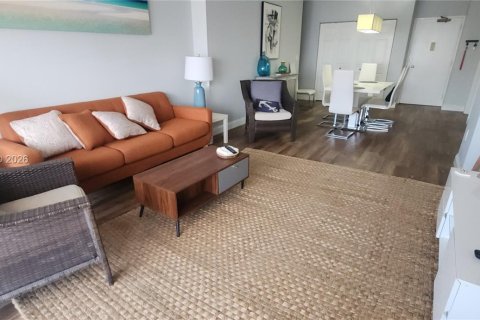 Copropriété à vendre à Hallandale Beach, Floride: 1 chambre, 80.82 m2 № 2426704 - photo 6