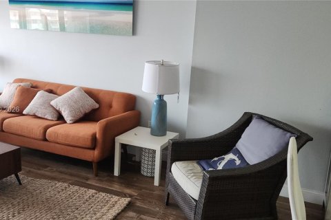 Copropriété à vendre à Hallandale Beach, Floride: 1 chambre, 80.82 m2 № 2426704 - photo 8