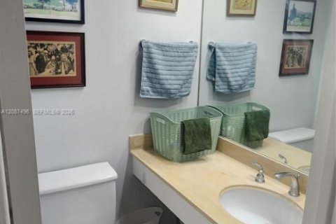 Copropriété à vendre à Hallandale Beach, Floride: 1 chambre, 80.82 m2 № 2426704 - photo 27