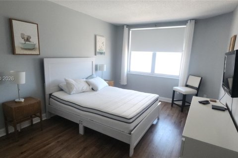 Copropriété à vendre à Hallandale Beach, Floride: 1 chambre, 80.82 m2 № 2426704 - photo 22