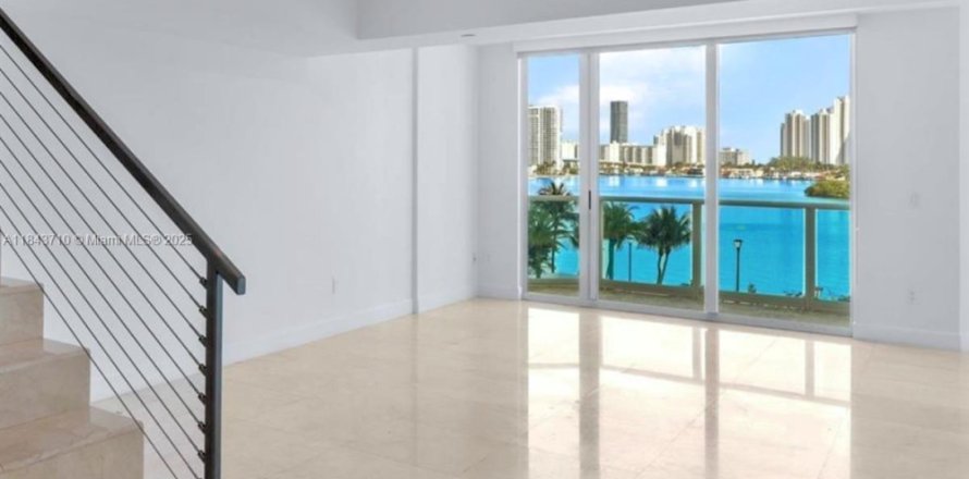 Condominio en Aventura, Florida, 2 dormitorios № 1839452