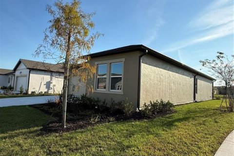 House in Sanford, Florida 3 bedrooms, 164.53 sq.m. № 2211158 - photo 23