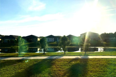 House in Sanford, Florida 3 bedrooms, 164.53 sq.m. № 2211158 - photo 14