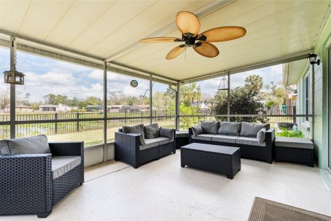 House in Lutz, Florida 3 bedrooms, 154.4 sq.m. № 2167462 - photo 21