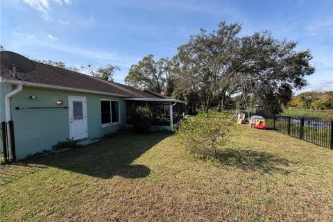House in Lutz, Florida 3 bedrooms, 154.4 sq.m. № 2167462 - photo 27