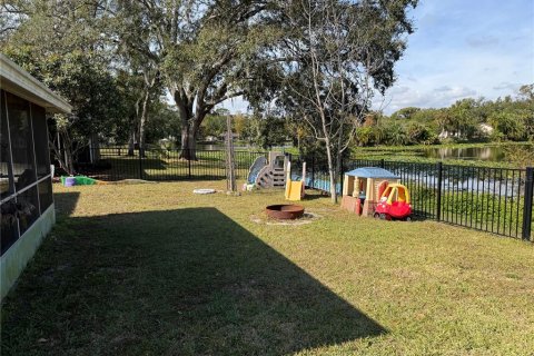 House in Lutz, Florida 3 bedrooms, 154.4 sq.m. № 2167462 - photo 23