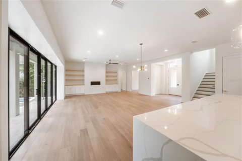 Casa en venta en Sarasota, Florida, 6 dormitorios, 381.46 m2 № 2129910 - foto 25