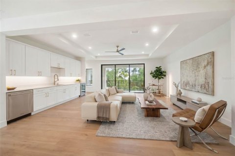 Casa en venta en Sarasota, Florida, 6 dormitorios, 381.46 m2 № 2129910 - foto 18