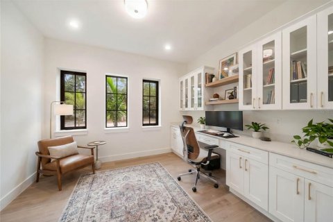 Casa en venta en Sarasota, Florida, 6 dormitorios, 381.46 m2 № 2129910 - foto 28