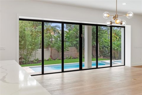 Casa en venta en Sarasota, Florida, 6 dormitorios, 381.46 m2 № 2129910 - foto 20