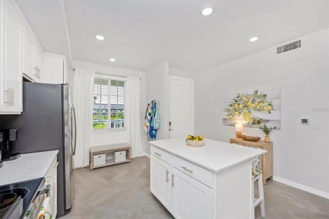 Condo in Venice, Florida, 2 bedrooms in WELLEN PARK  № 2298989 - photo 8