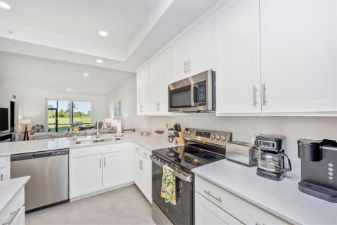 Condo in Venice, Florida, 2 bedrooms in WELLEN PARK  № 2298989 - photo 7
