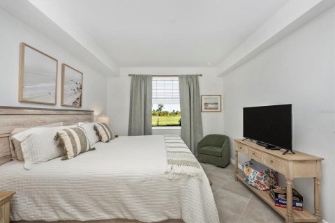Condo in Venice, Florida, 2 bedrooms in WELLEN PARK  № 2298989 - photo 20