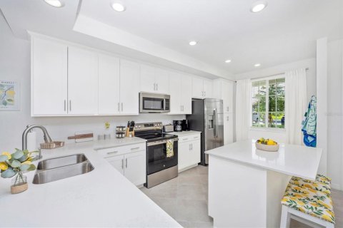 Condo in Venice, Florida, 2 bedrooms in WELLEN PARK  № 2298989 - photo 6