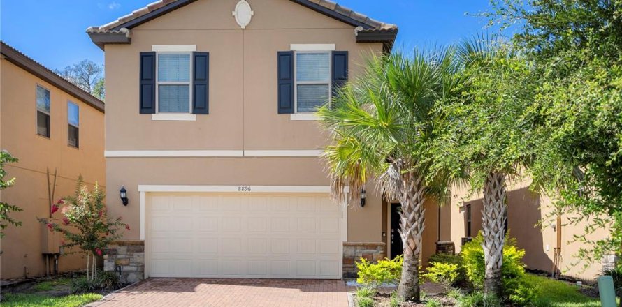 Villa ou maison à Kissimmee, Floride 5 chambres, 240.34 m2 № 1616812
