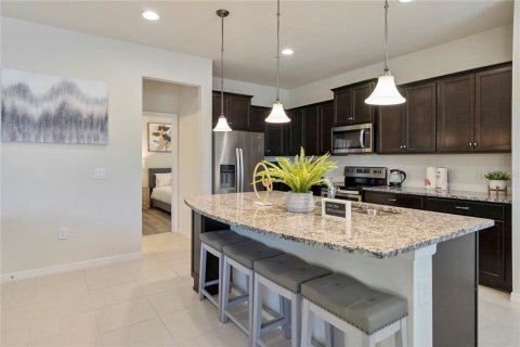 Villa ou maison à vendre à Kissimmee, Floride: 5 chambres, 240.34 m2 № 1616812 - photo 8