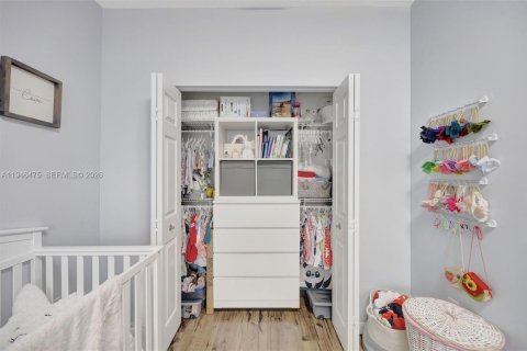 Townhouse in Miami, Florida 3 bedrooms, 155.33 sq.m. № 2003047 - photo 25