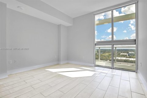 Condo in Sunrise, Florida, 2 bedrooms  № 2076630 - photo 18