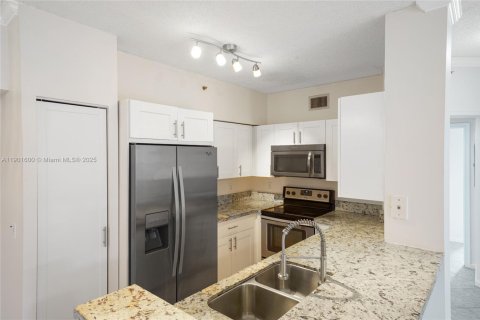 Condominio en alquiler en Coral Springs, Florida, 3 dormitorios, 122.72 m2 № 1954930 - foto 19