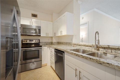 Condominio en alquiler en Coral Springs, Florida, 3 dormitorios, 122.72 m2 № 1954930 - foto 15