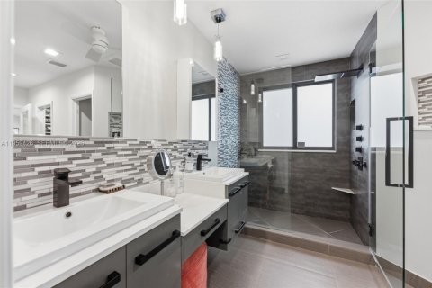 Casa en venta en Weston, Florida, 4 dormitorios, 248.23 m2 № 2020210 - foto 26