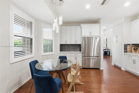 Casa en venta en Weston, Florida, 4 dormitorios, 248.23 m2 № 2020210 - foto 9