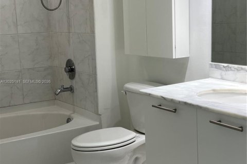 Снять в аренду кондоминиум в Майами, Флорида 1 спальня, 59.36м2, № 2083889 - фото 11