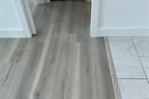 Снять в аренду кондоминиум в Майами, Флорида 1 спальня, 59.36м2, № 2083889 - фото 7