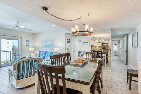 Купить кондоминиум в Редингтон-Шорс, Флорида 5 комнат, 134.71м2, № 1911330 - фото 23