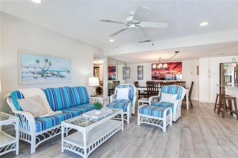 Купить кондоминиум в Редингтон-Шорс, Флорида 5 комнат, 134.71м2, № 1911330 - фото 20