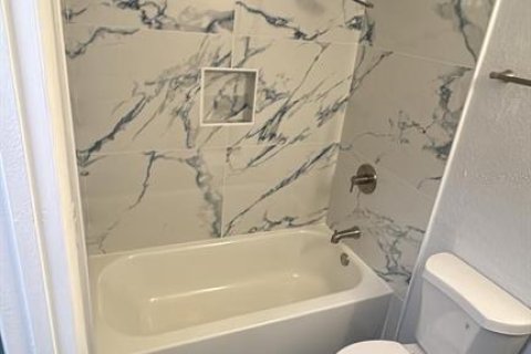 Appartement à louer à Gainesville, Floride: 2 chambres, 293.57 m2 № 1822860 - photo 13