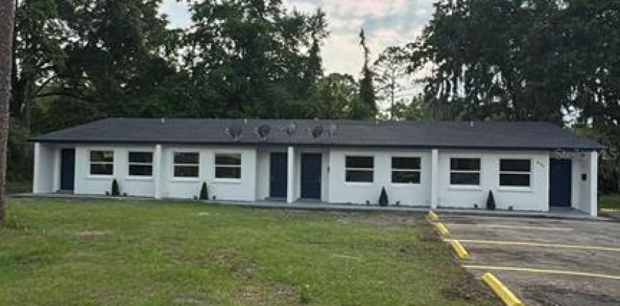 Appartement à Gainesville, Floride 2 chambres, 293.57 m2 № 1822860