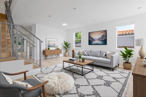 Купить таунхаус в Майами, Флорида 3 спальни, 378.3м2, № 2017734 - фото 5