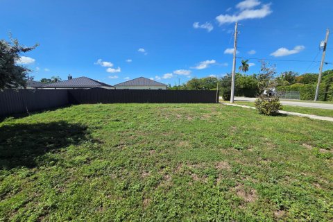 House in Homestead, Florida 4 bedrooms, 169.08 sq.m. № 2087985 - photo 7